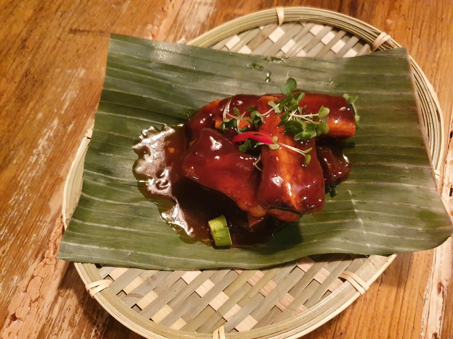 Moo Ping grilled pork skewers